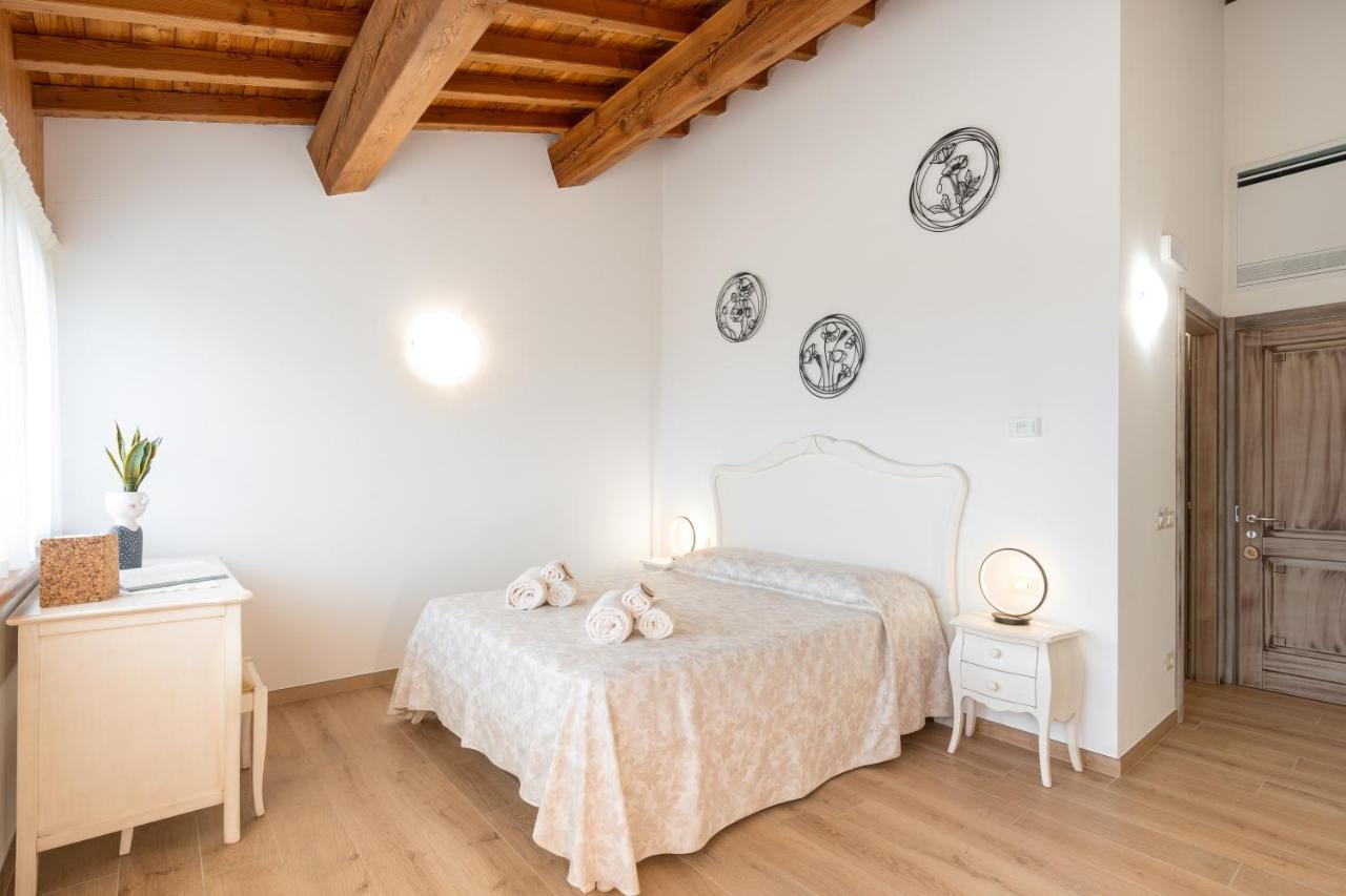 Ai Dossi Alloggio per agriturismo Verona