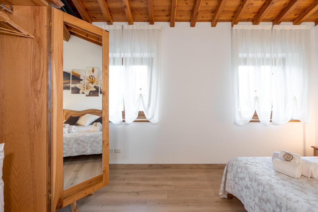 Alloggio per agriturismo Ai Dossi *